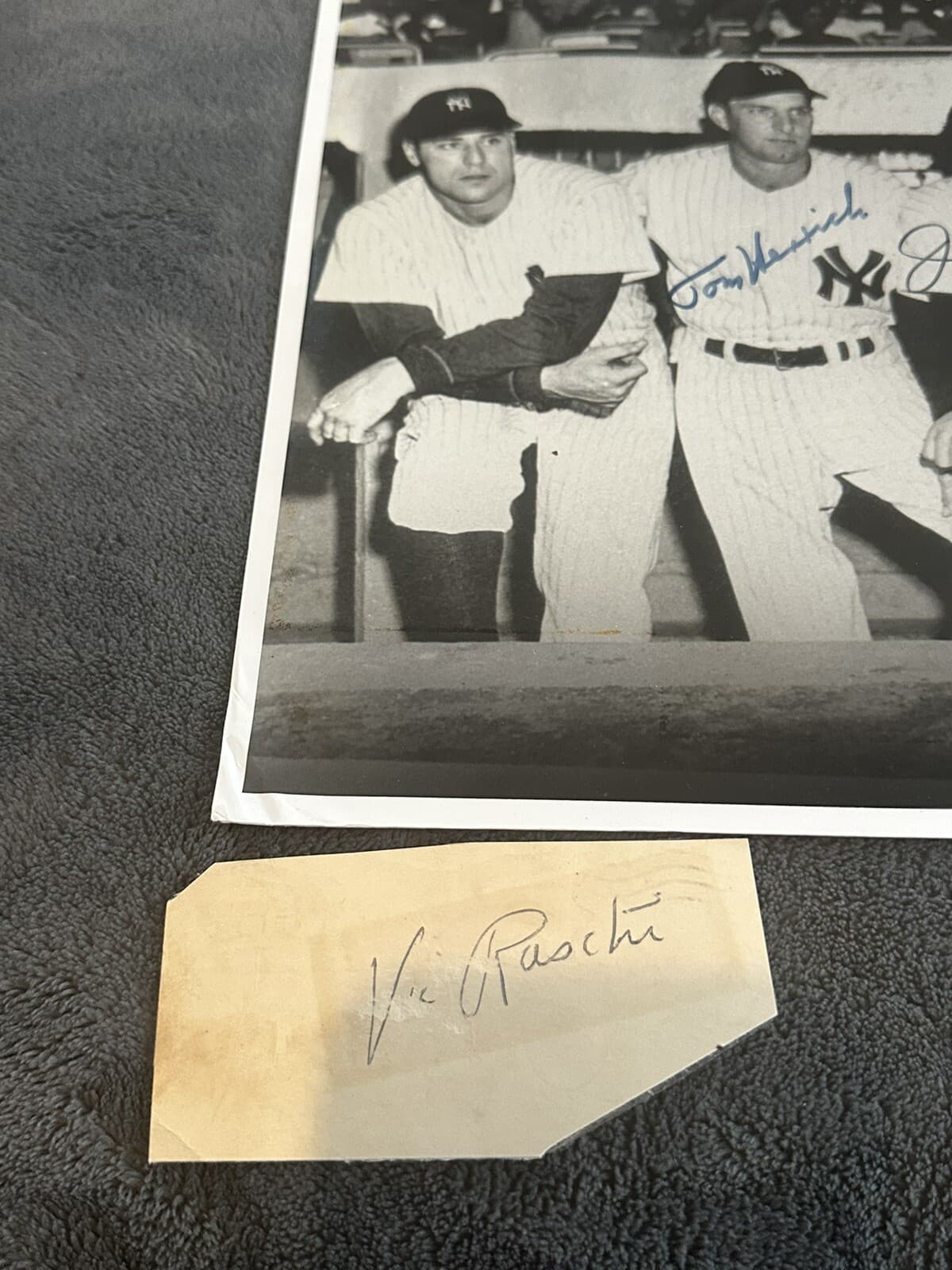 Joe DiMaggio Yogi Berra Allie Reynolds Signed 11x14 Photo New York Yankees - image 4
