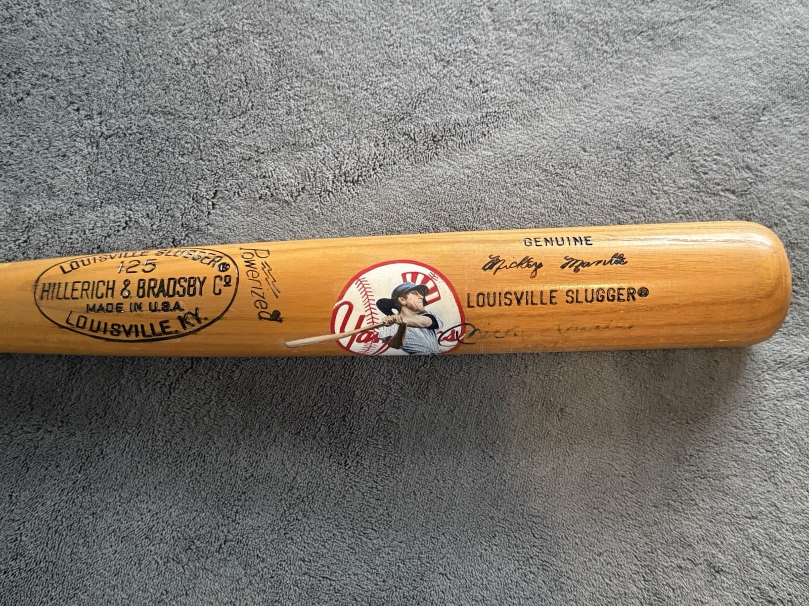 Mickey Mantle No. 7 Signed Bat Full Sized New York Yankees HOF H&B Game Model  - image 2