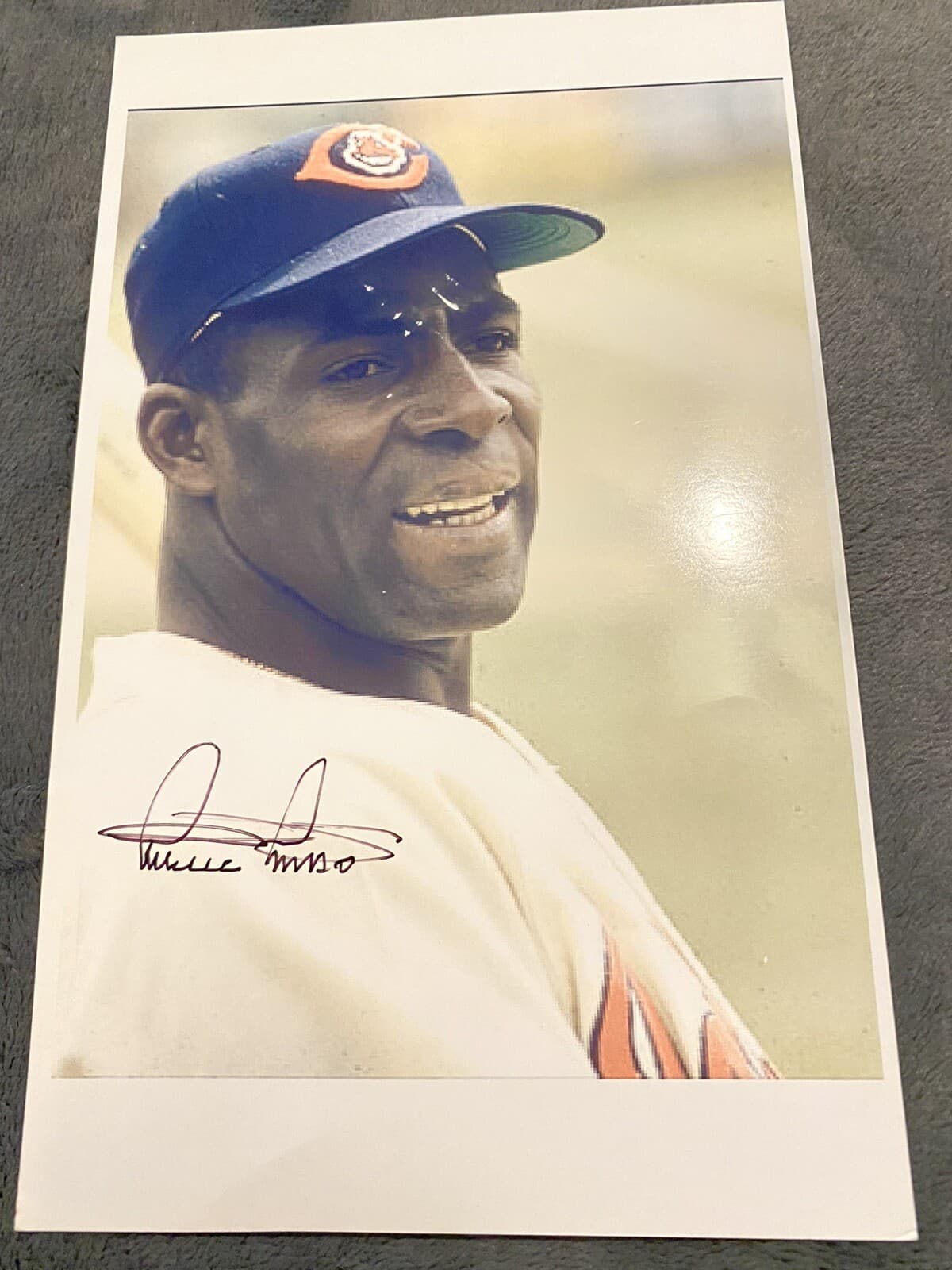 Minnie Minoso Signed 5x8 Photo Photograph White Sox HOF Hall of Fame 2022