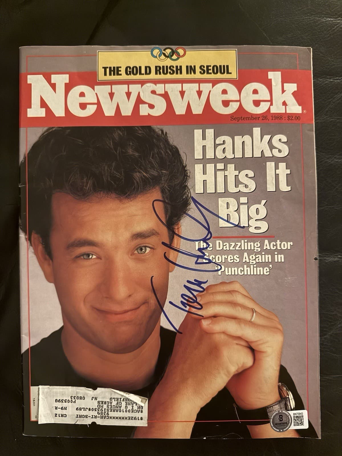Tom Hanks Signed Newsweek Magazine Beckett COA Actor Oscar Winner Forrest Gump