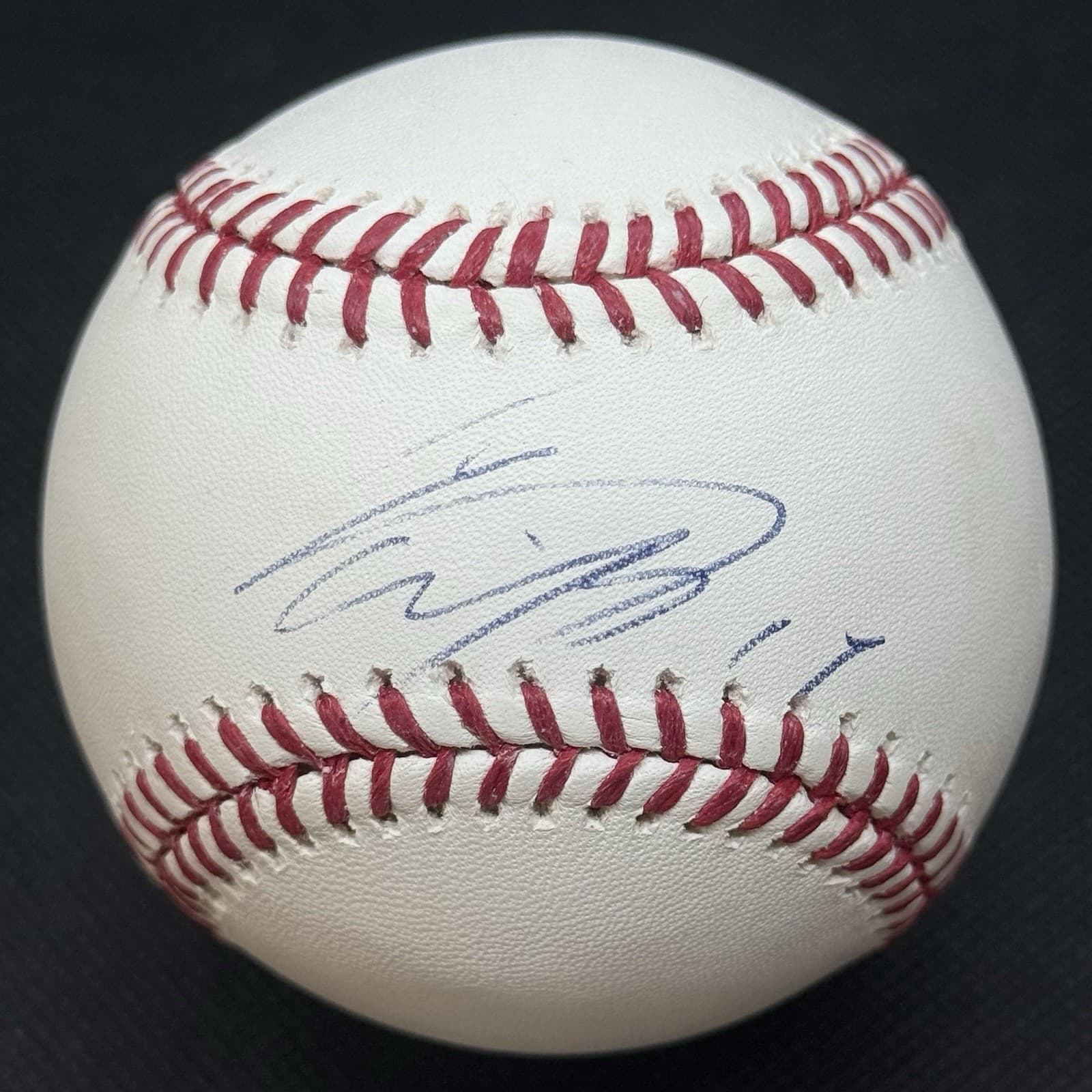 Shohei Ohtani #17 Signed Baseball JSA COA Los Angeles Dodgers GOAT!