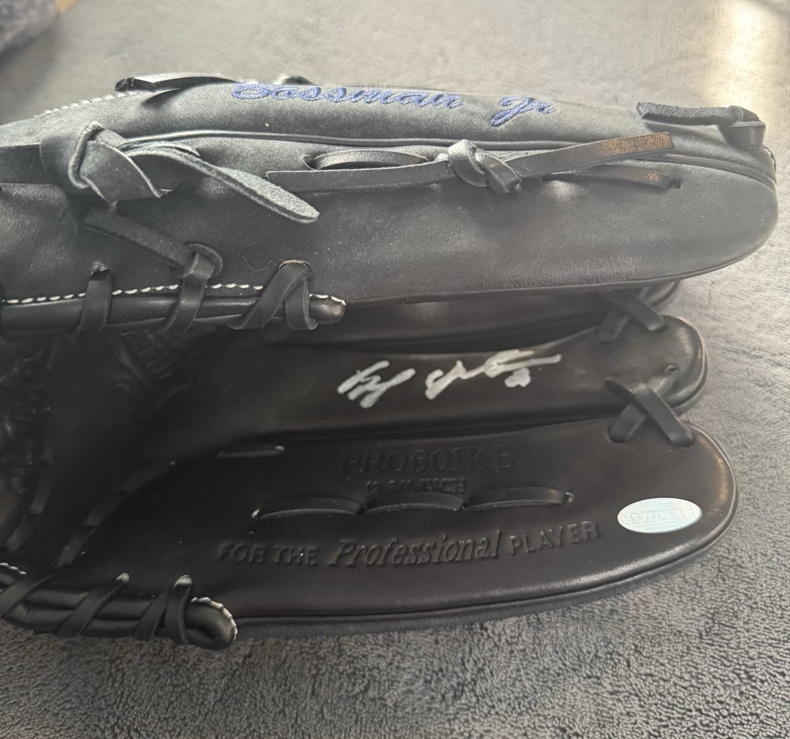 Nico Hoerner Signed Personal Model Rawlings Glove Full Sized Steiner COA Cubs