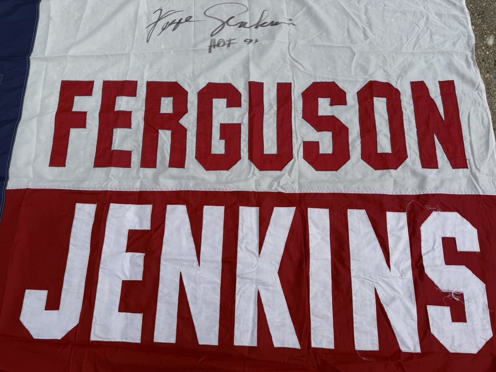 Fergie Jenkins HOF 91 Signed Game Used Flag Globe Life Park Texas Rangers  - image 4