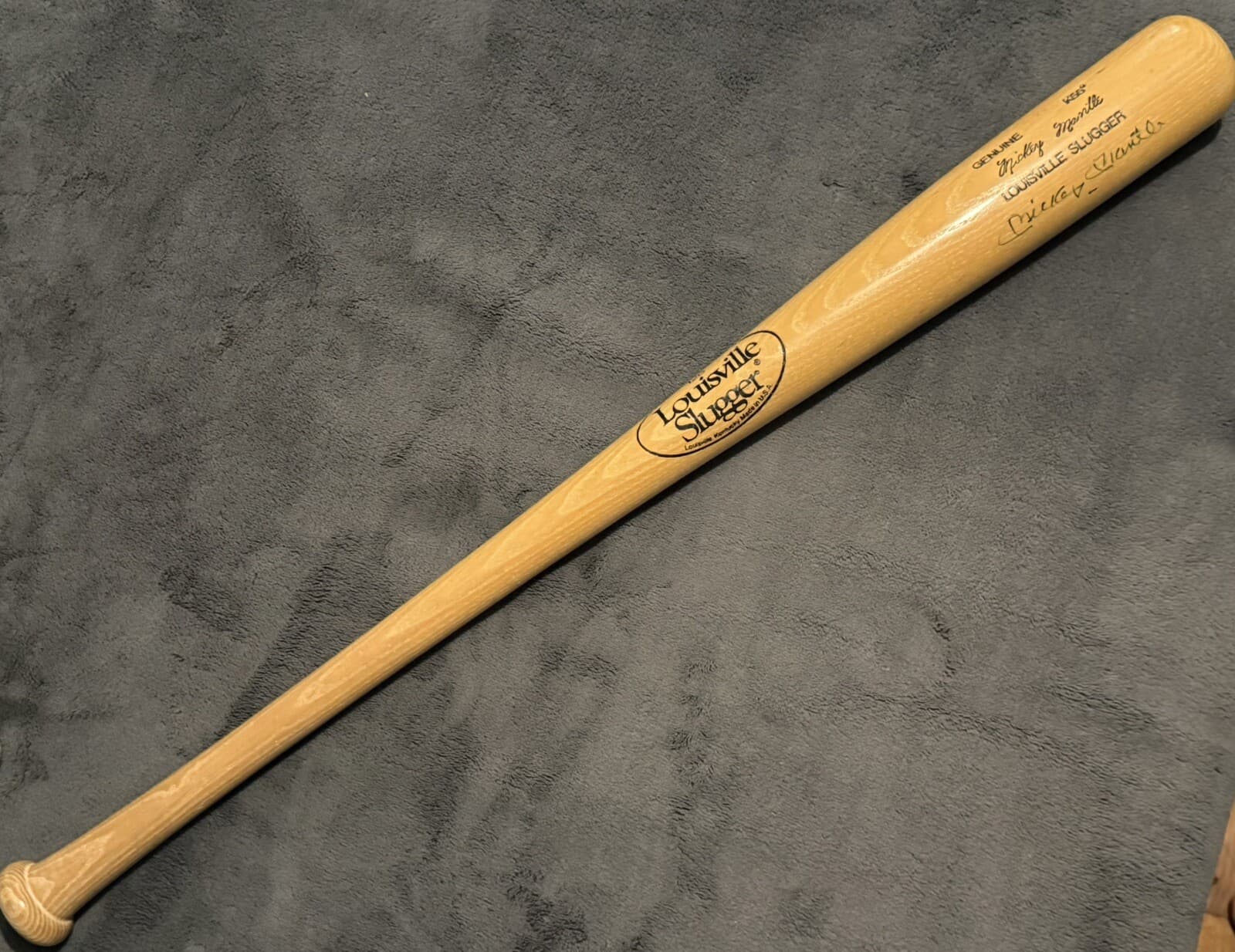 Mickey Mantle Signed Bat Full Sized New York Yankees HOF H&B Game Model Bat - image 3