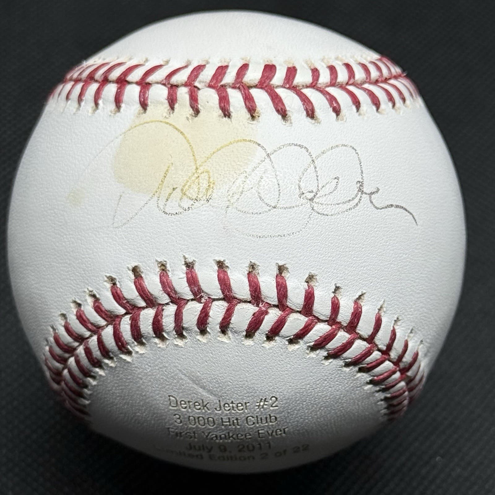 Derek Jeter Signed Baseball New York Yankees HOF MVP COA 3000 Hit Club