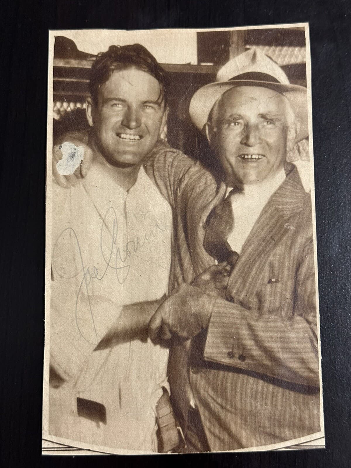 Joe Cronin Signed Magazine Photo 4x7 VINTAGE PLAYING ERA HOF Red Sox