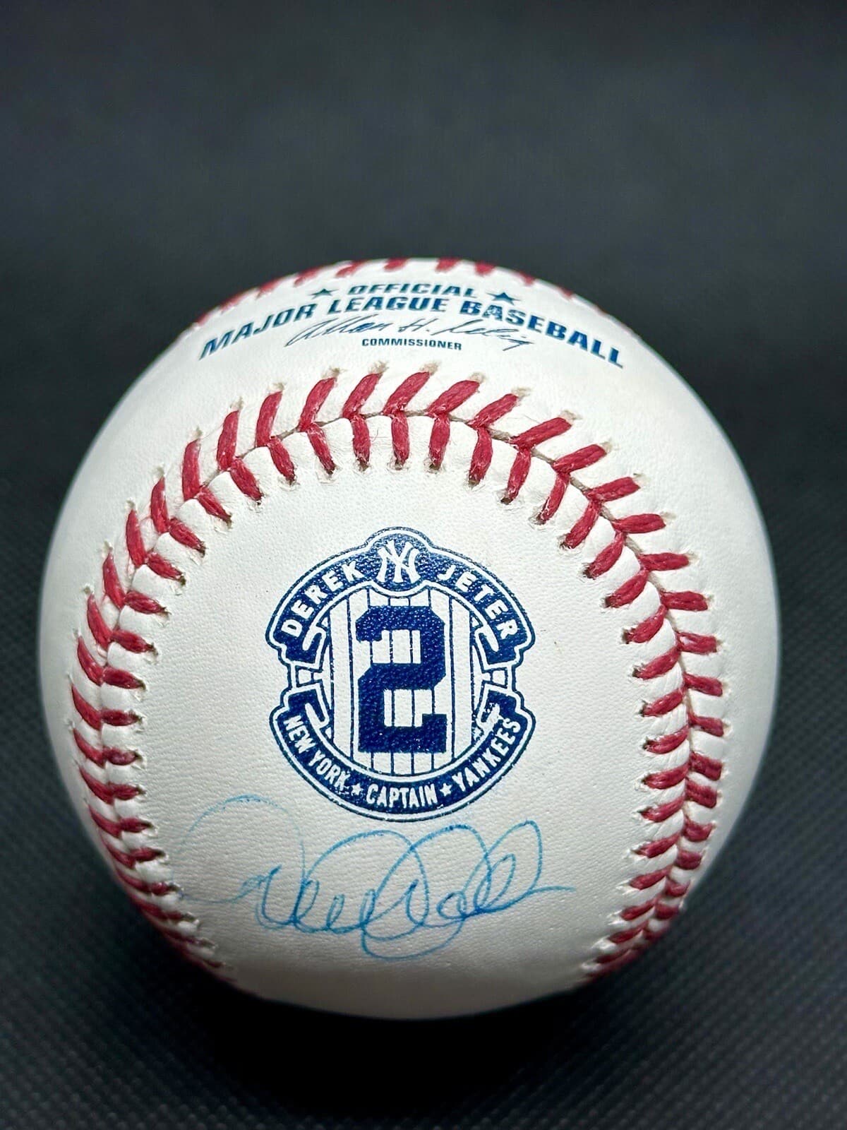 Derek Jeter Retirement Logo Signed Baseball MLB Auth COA Steiner Yankees HOF