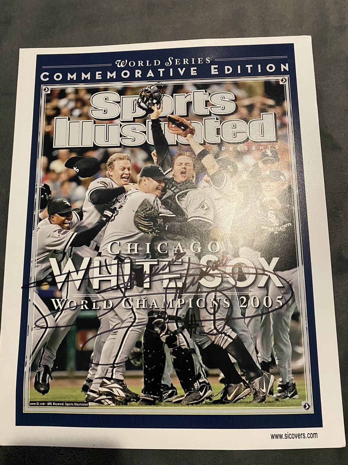 Minnie Minoso Signed 11x14 Sports Illustrated Cover Photo White Sox HOF 2022