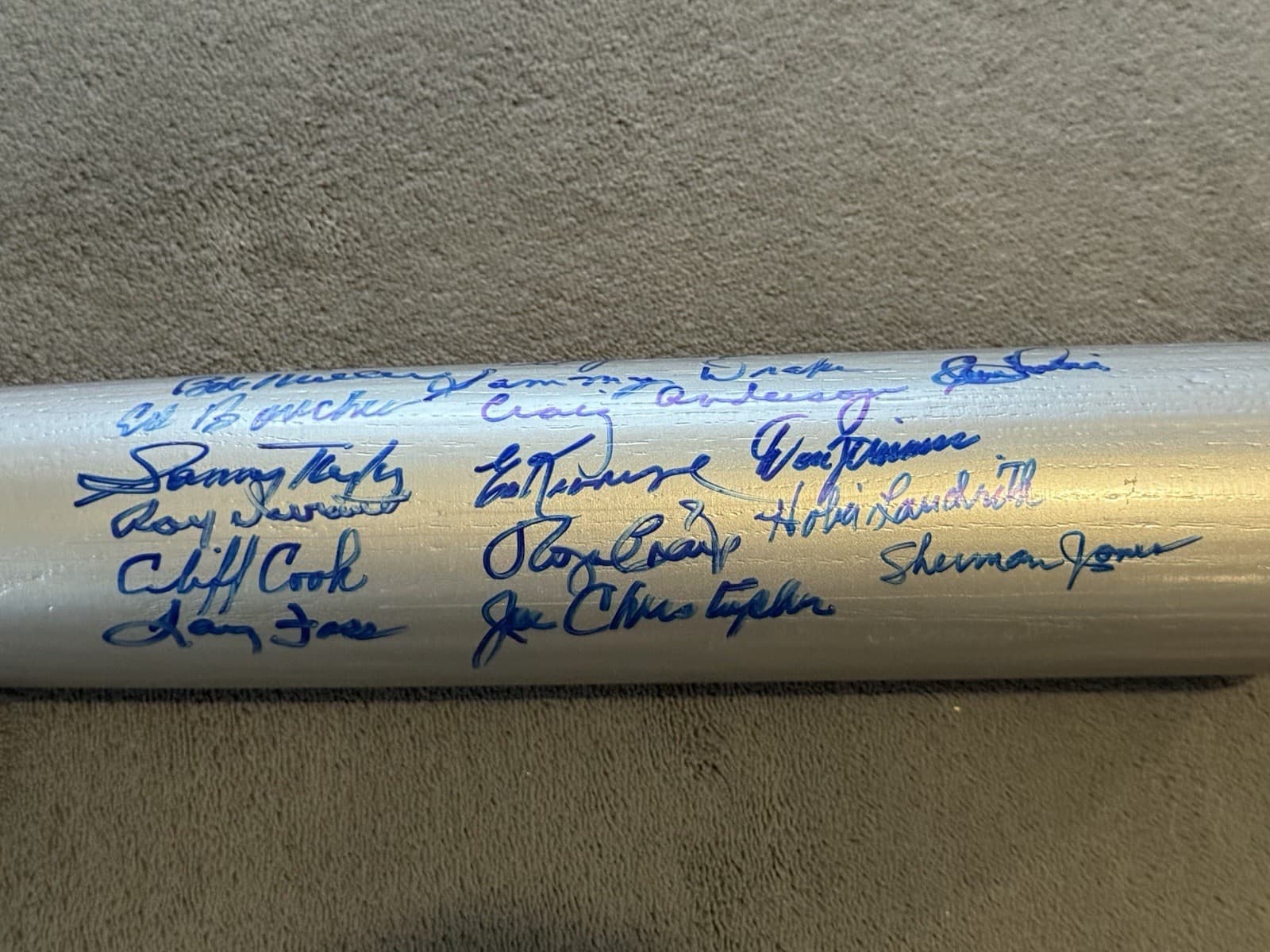 1962 Mets Inaugural Season Signed Bat Full Sized Cooperstown Bats 20 Autos - image 5